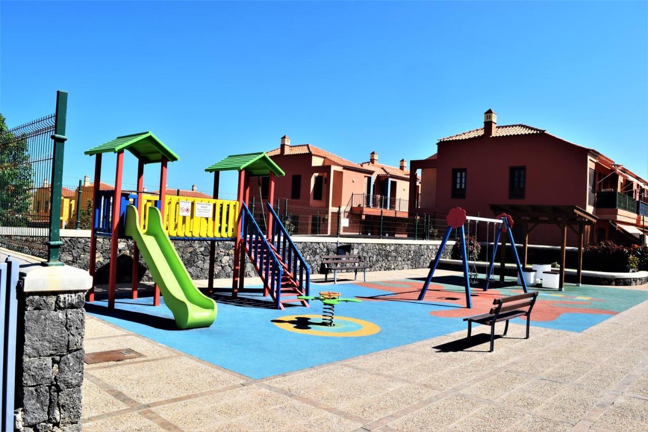 Victoria Family Apartman Tenerife Costa Del Silencio Bagian luar foto