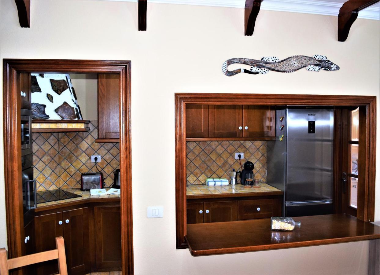 Victoria Family Apartman Tenerife Costa Del Silencio Bagian luar foto
