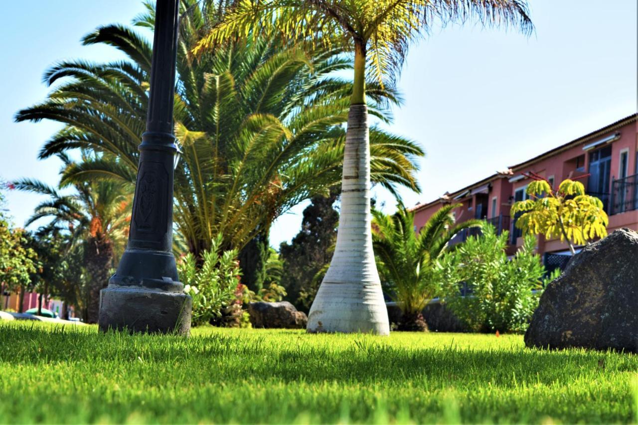 Victoria Family Apartman Tenerife Costa Del Silencio Bagian luar foto